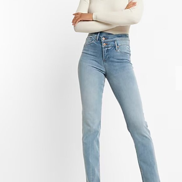 EXPRESS Super High Waisted Crossover Waistband Supersoft Modern Straight Jeans - Picture 1 of 6
